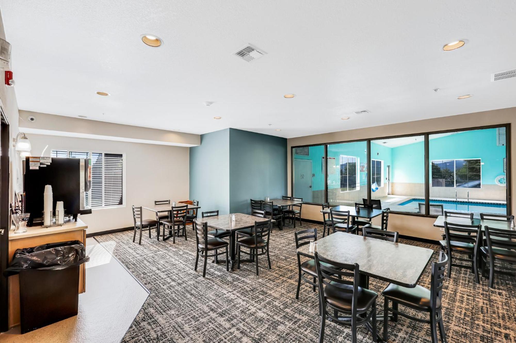 Quality Inn & Suites Of Liberty Lake Exterior foto